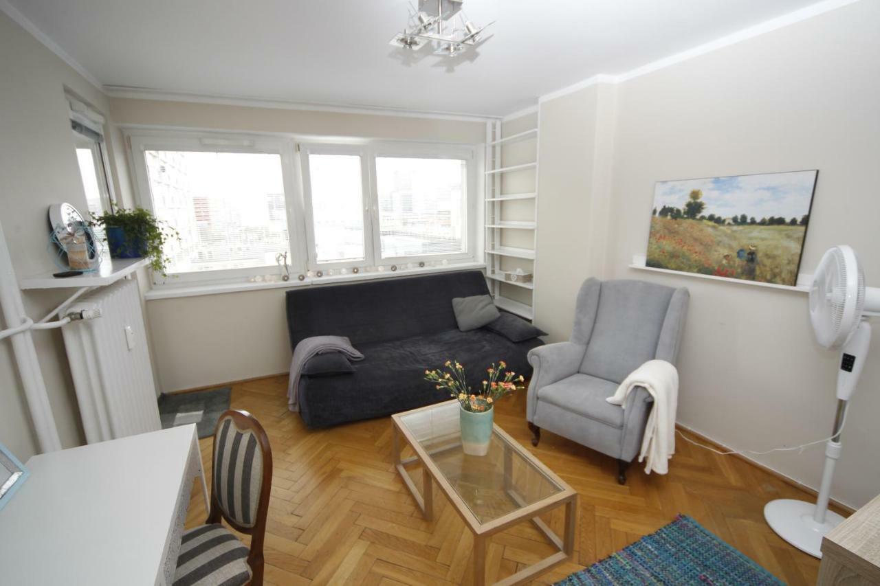 Ferienwohnung Apartament Chmielna 35 Warschau Exterior foto