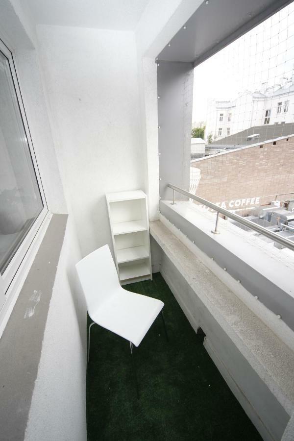Ferienwohnung Apartament Chmielna 35 Warschau Exterior foto